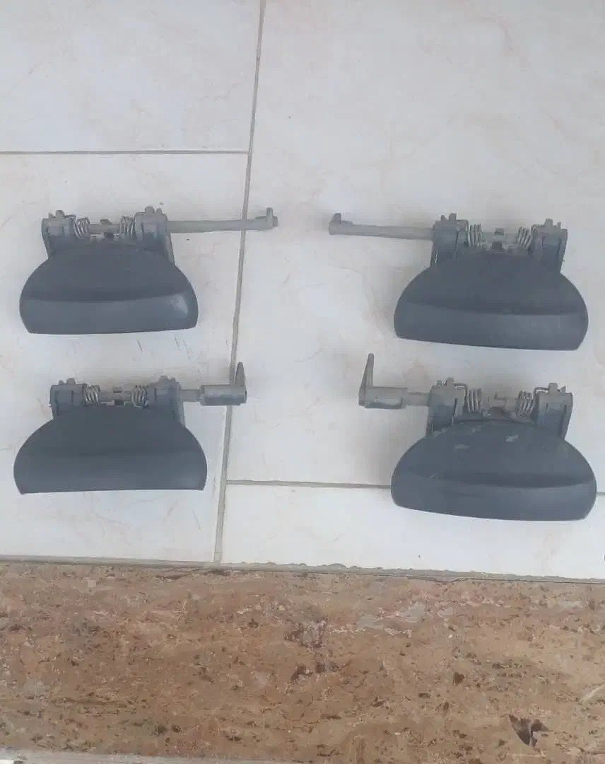 دستگیره رانا پلاس 4 عدد اصلی بفروش میرید|قطعات یدکی و لوازم جانبی|رشت, ولکس|دیوار