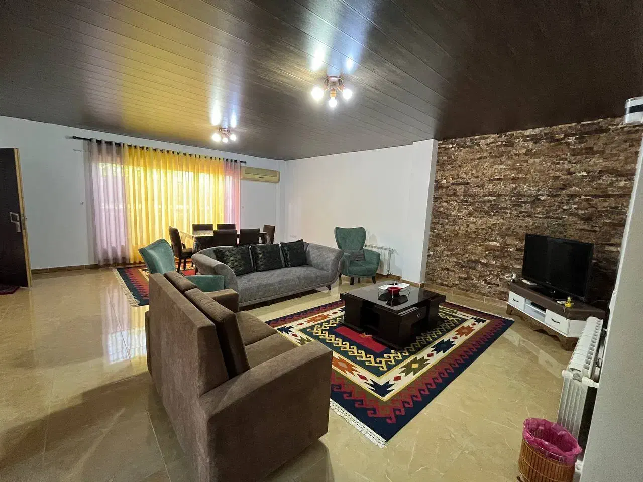 ویلا اجاره ای|اجارهٔ کوتاه‌مدت آپارتمان و سوئیت|بندر انزلی, چهارفریضه|دیوار