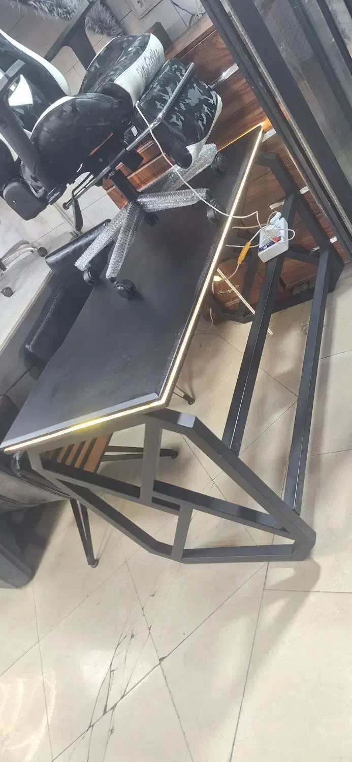 میز گیمینگ|میز تحریر و کامپیوتر|تهران, الهیه|دیوار