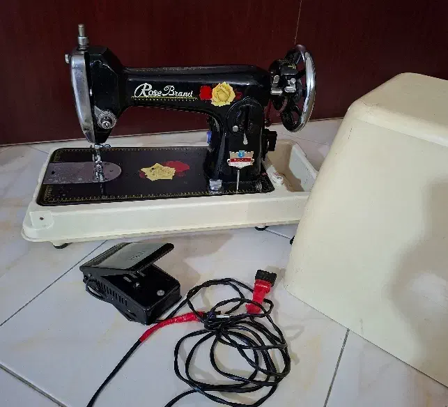 چرخ خیاطی|چرخ خیاطی و ریسندگی|محمدشهر, محمدشهر|دیوار