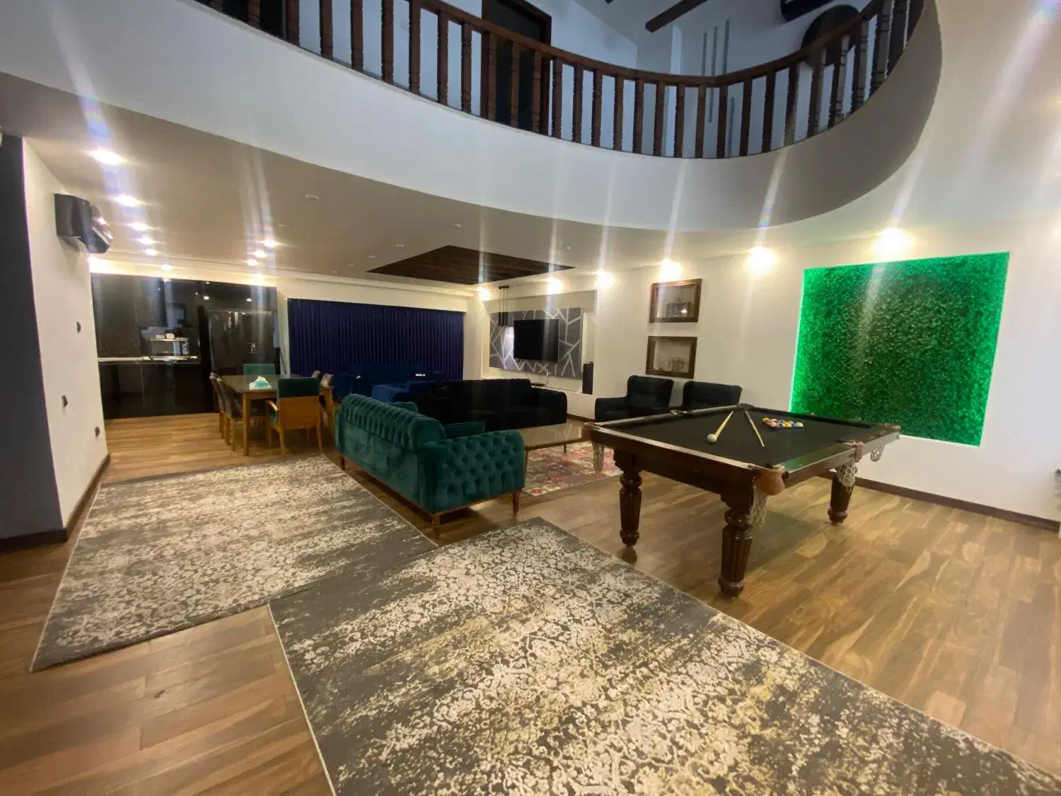 کاخ ویلای استخر دار|اجارهٔ کوتاه‌مدت ویلا و باغ|ایزدشهر, |دیوار