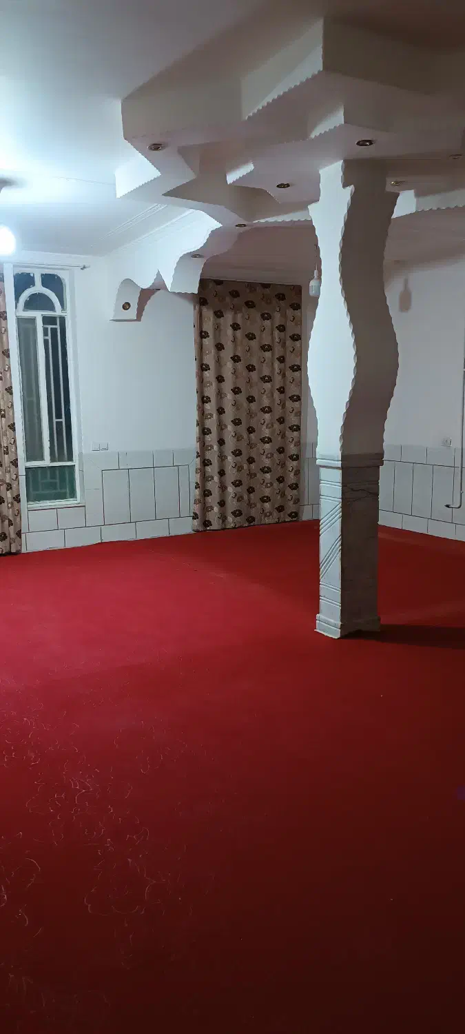 ویلایی مرکز شهر دلباز|فروش خانه و ویلا|بافت, |دیوار