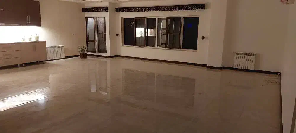 اجاره آپارتمان ۱۵۰ متر بهترین لوکیشن خیابان هراز|اجارهٔ آپارتمان|آمل, |دیوار