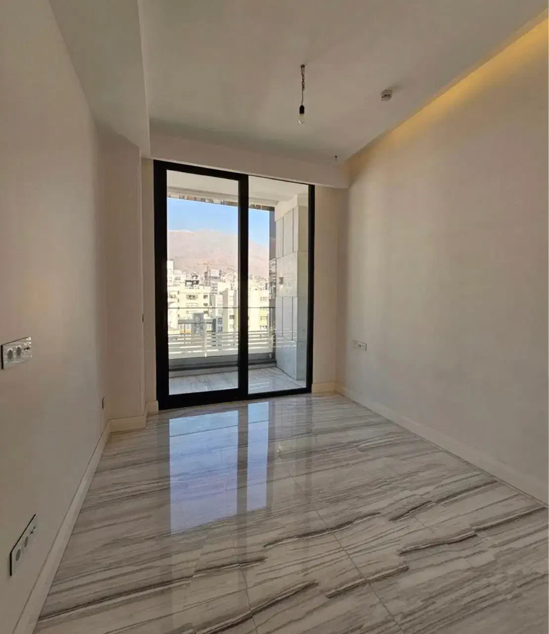 برج باغ fullمشاعات/ازگل/گلزار/برند و مدرن