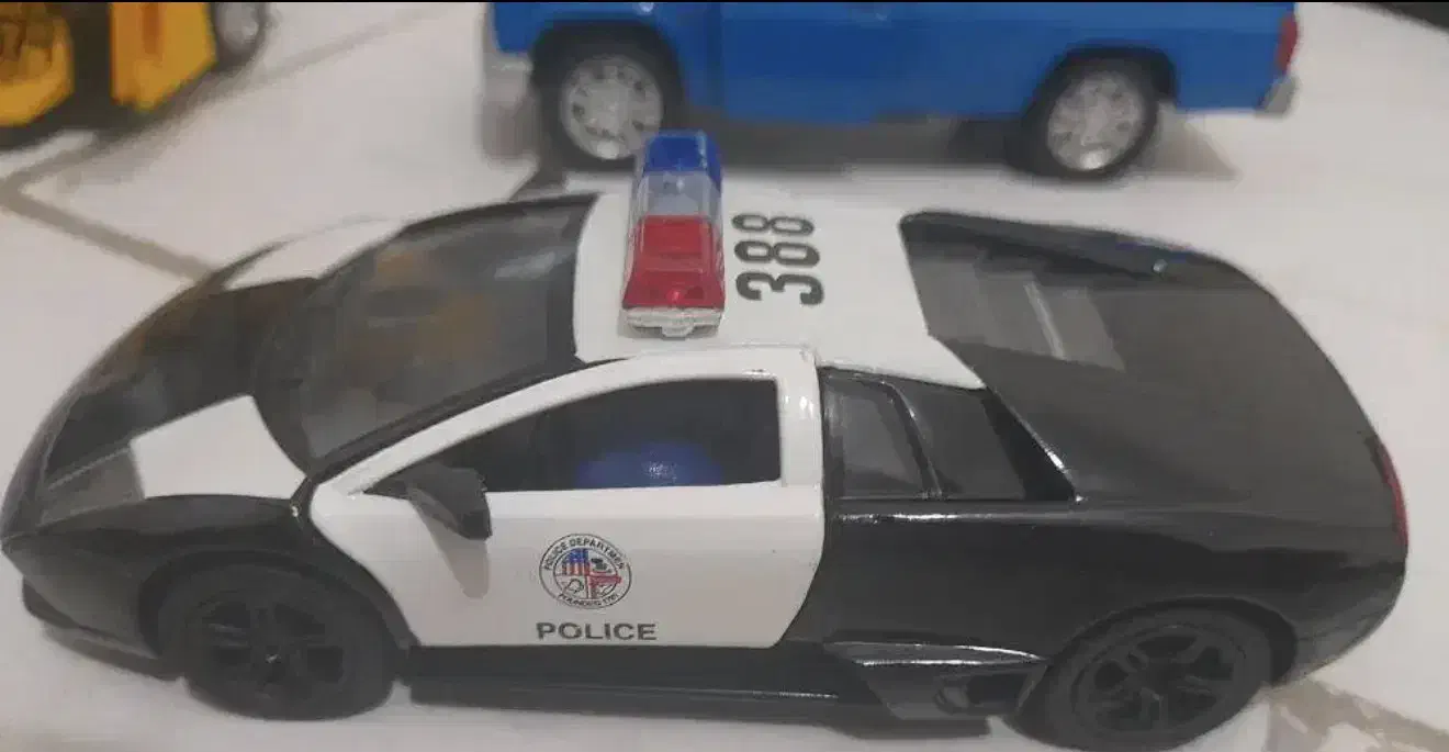 ماشین های فلزی|اسباببازی|تهران, نیروی هوایی (پیروزی)|دیوار