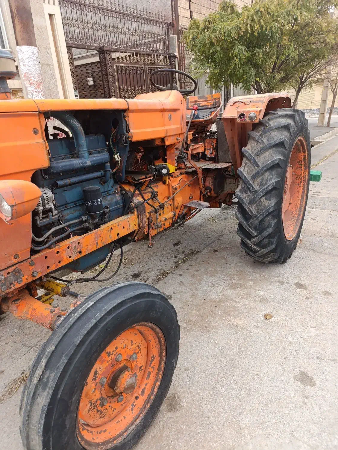 تراکتور رومانی|خودرو سنگین|الیگودرز, |دیوار