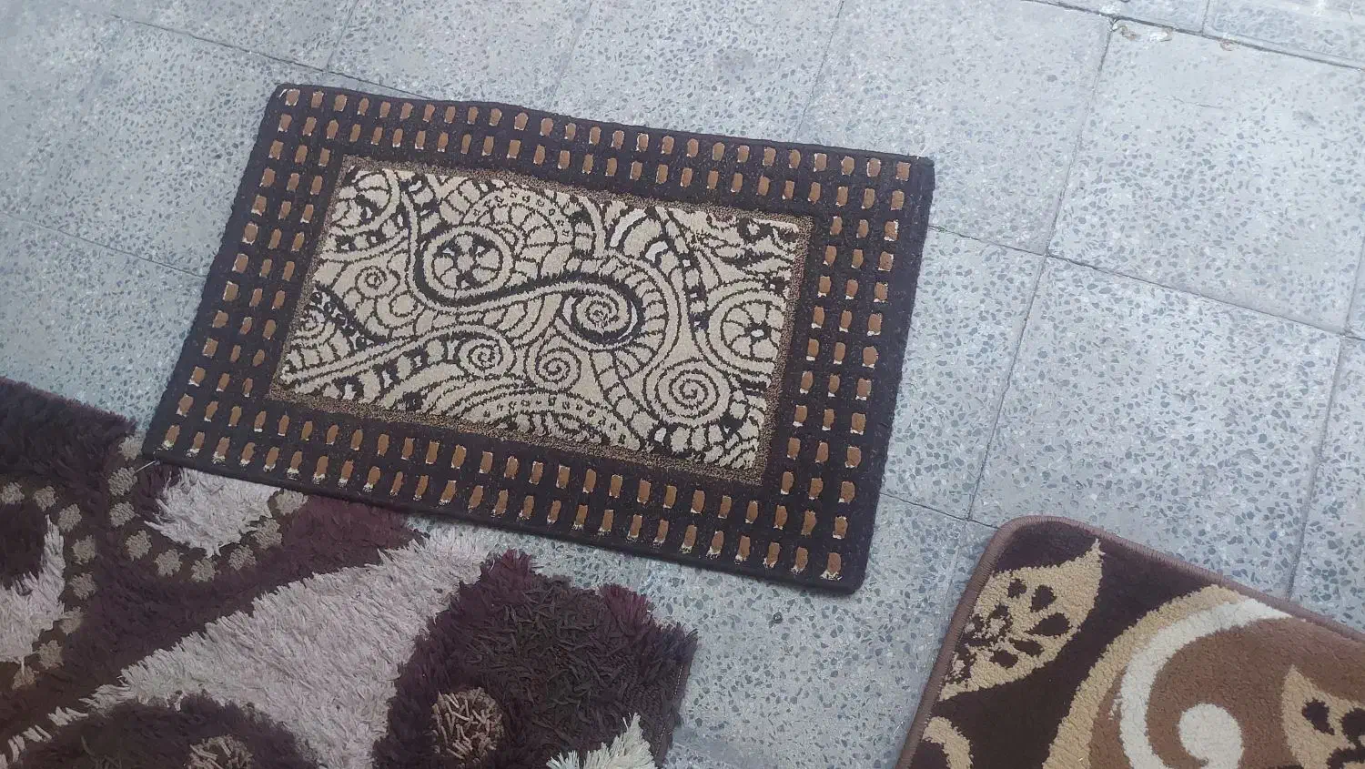 پادری سالم دونه ای 500هزارتومن|فرش|اراک, |دیوار