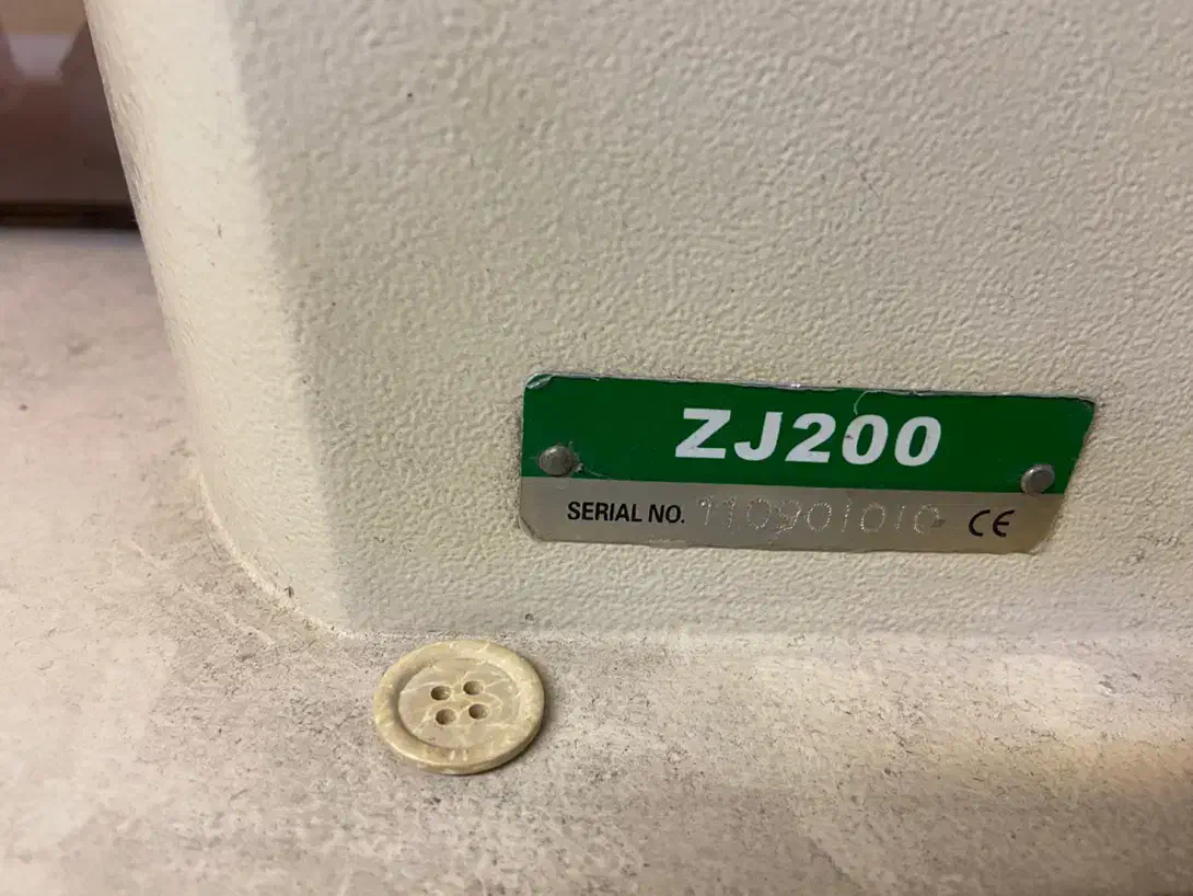 چرخ راسته شلال دوز زوجی در حد|چرخ خیاطی و ریسندگی|تبریز, |دیوار