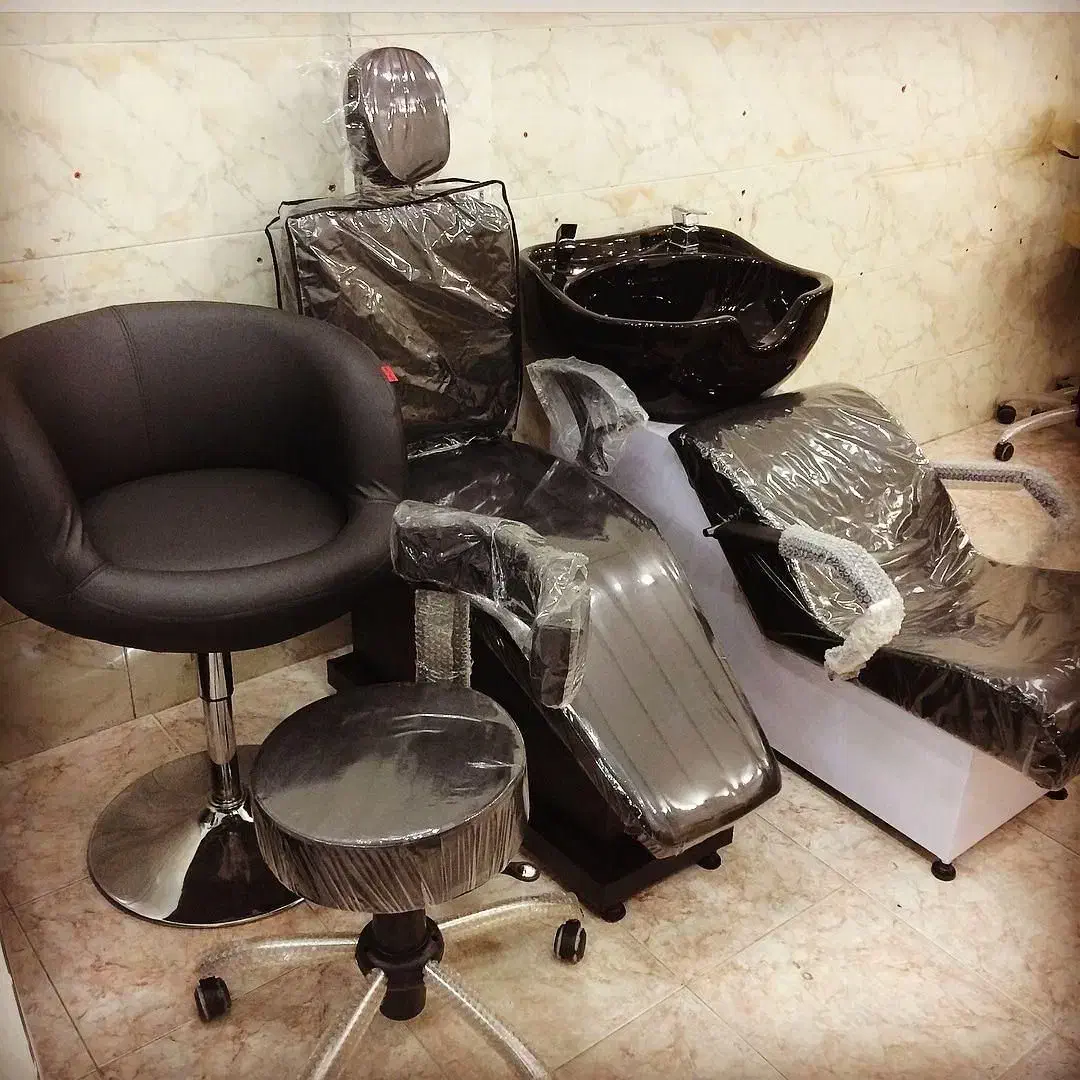 تجهیزات آرایشگاهی( صندلی اصلاح سرشور ترولی آینه )|آرایشگاه و سالن‌های زیبایی|سنندج, |دیوار