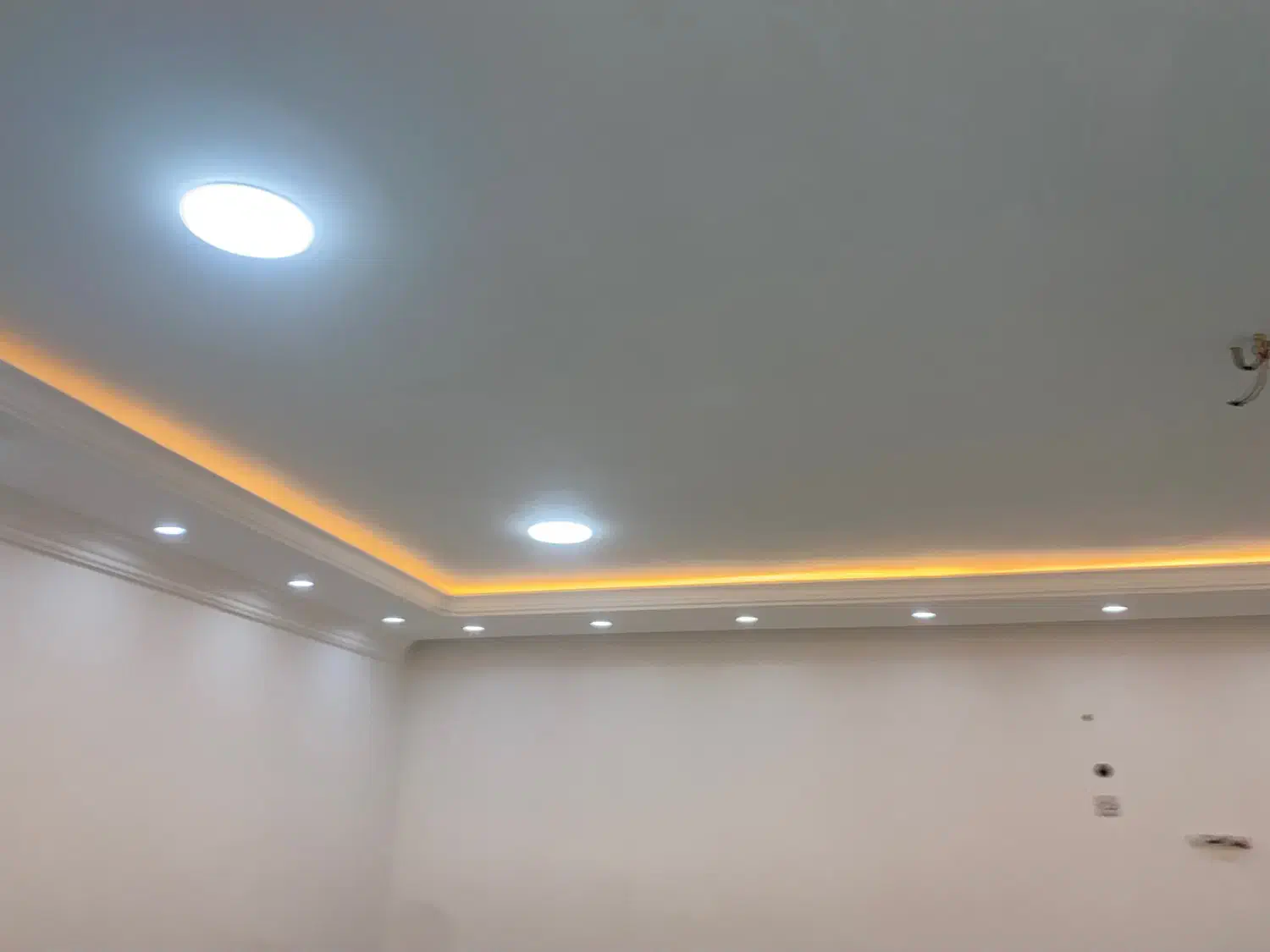 گچ کار سفید کار وغیره|خدمات پیشه و مهارت|بندر دیر, |دیوار