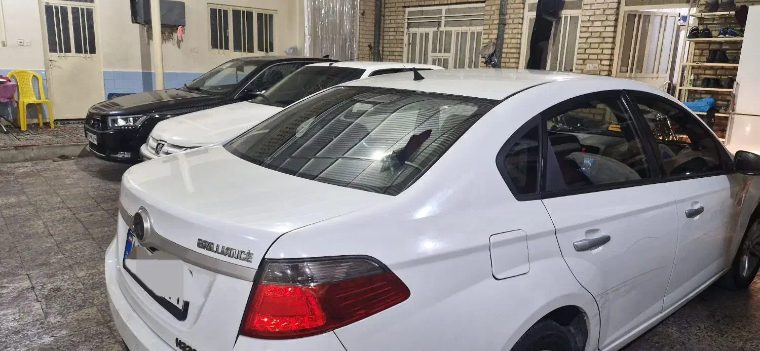 خوردو برلیاس اتومات 330h|خودرو سواری و وانت|دزفول, |دیوار