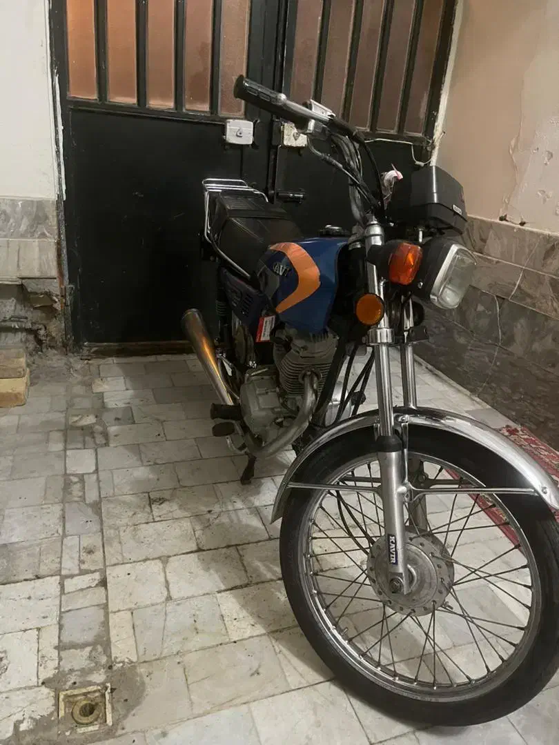 هوندا ۱۲۵|موتورسیکلت|قم, ولیعصر|دیوار