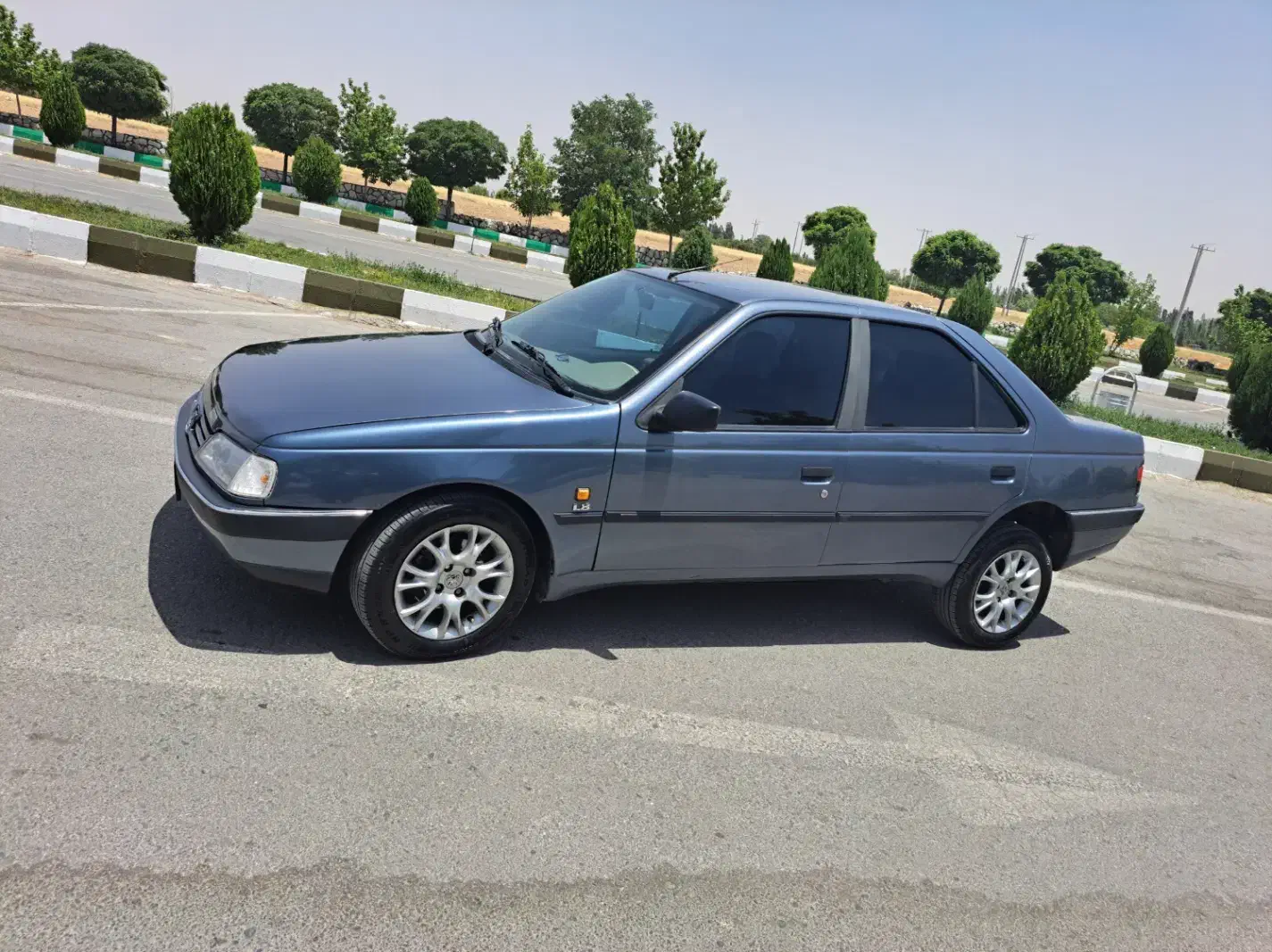 پژو ۴۰۵glx مدل ۹۶|خودرو سواری و وانت|قروه, |دیوار