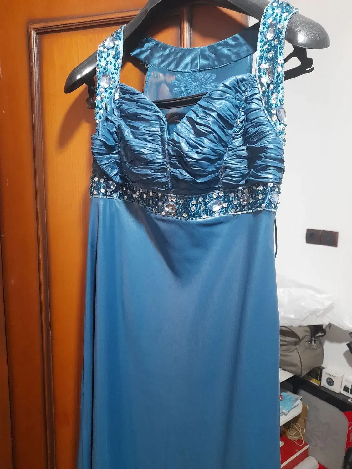 لباس مجلسی|لباس|مراغه, |دیوار