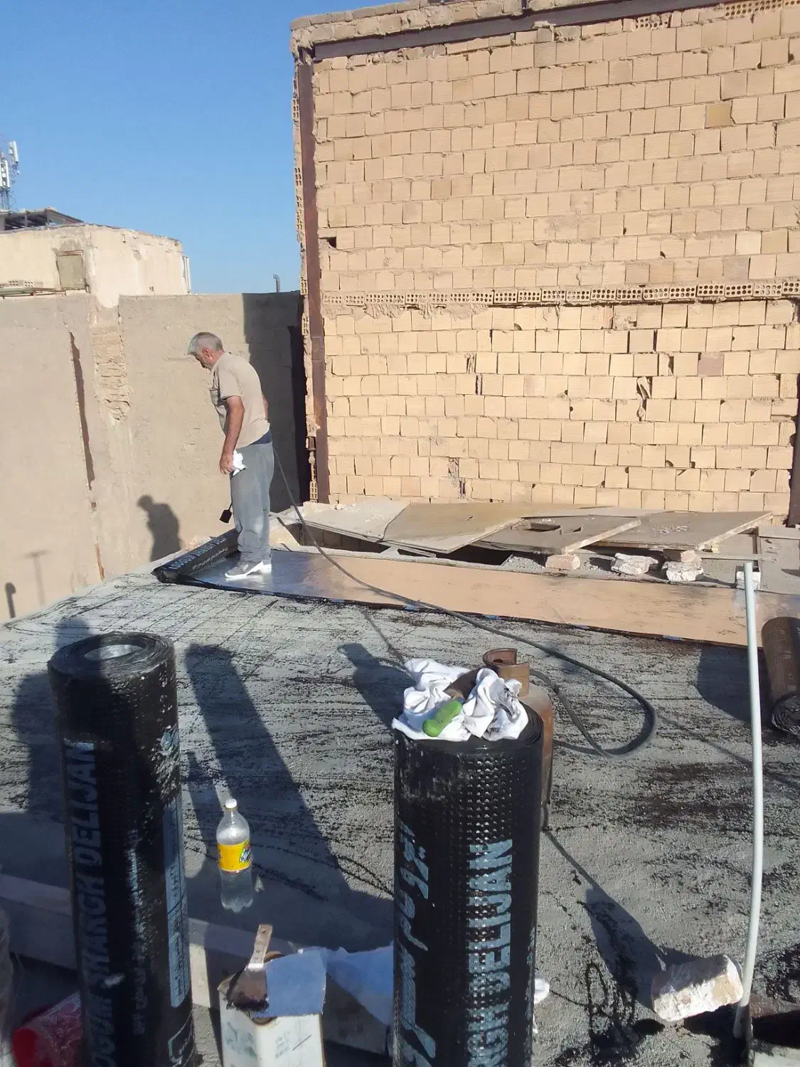 جوشکاری و ایزوگام کاری و سیمان کاری ساختمان|خدمات پیشه و مهارت|ملارد, |دیوار