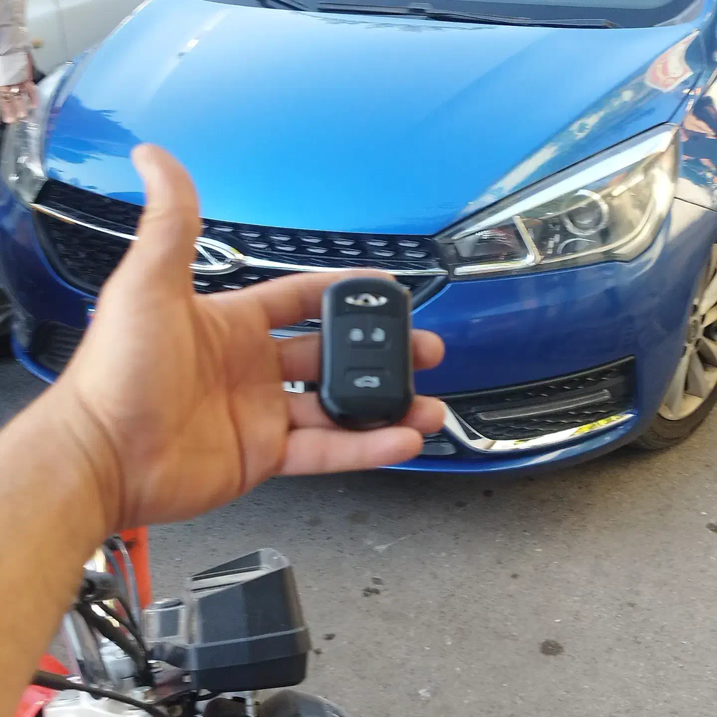 کلیدسازی شبانه روزی|خدمات پیشه و مهارت|خرم‌آباد, |دیوار