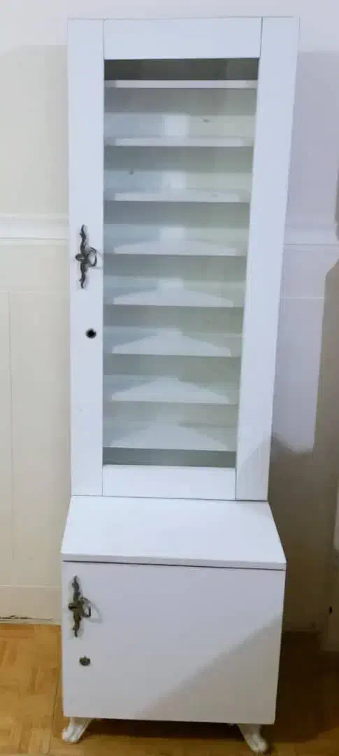 میز ناخنکاری استند لاک صندلی اصلاح وانتطار|آرایشگاه و سالن‌های زیبایی|بندر ماهشهر, |دیوار