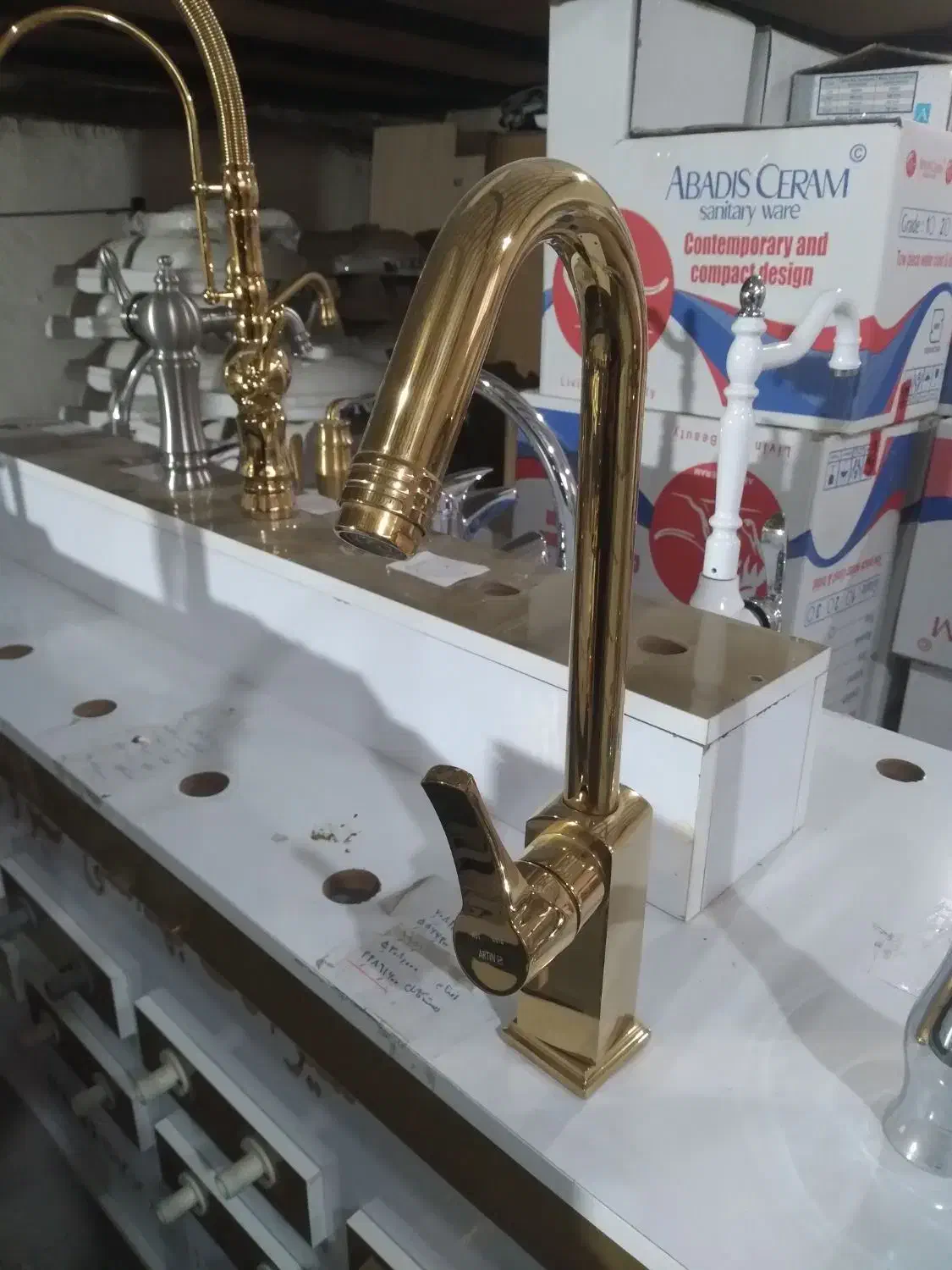 طلایی ظرفشویی|لوازم سرویس بهداشتی|تهران, شهرک شریفی|دیوار