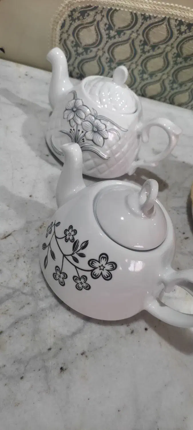 دو عدد قوری چینی|قوری، کتری، قهوهساز دستی|تبریز, |دیوار