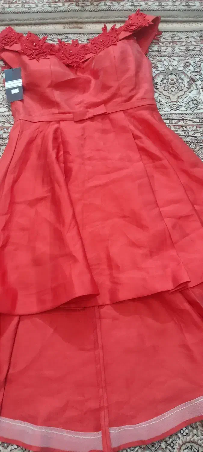 لباس مجلسی|لباس|سراب, |دیوار