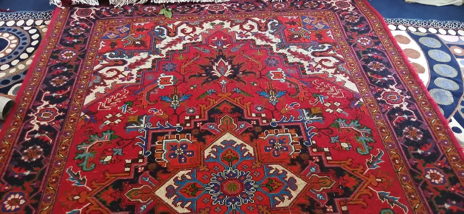 یک جفت فرش هریس  تاجری.   دست بافت|فرش|بستان آباد, |دیوار