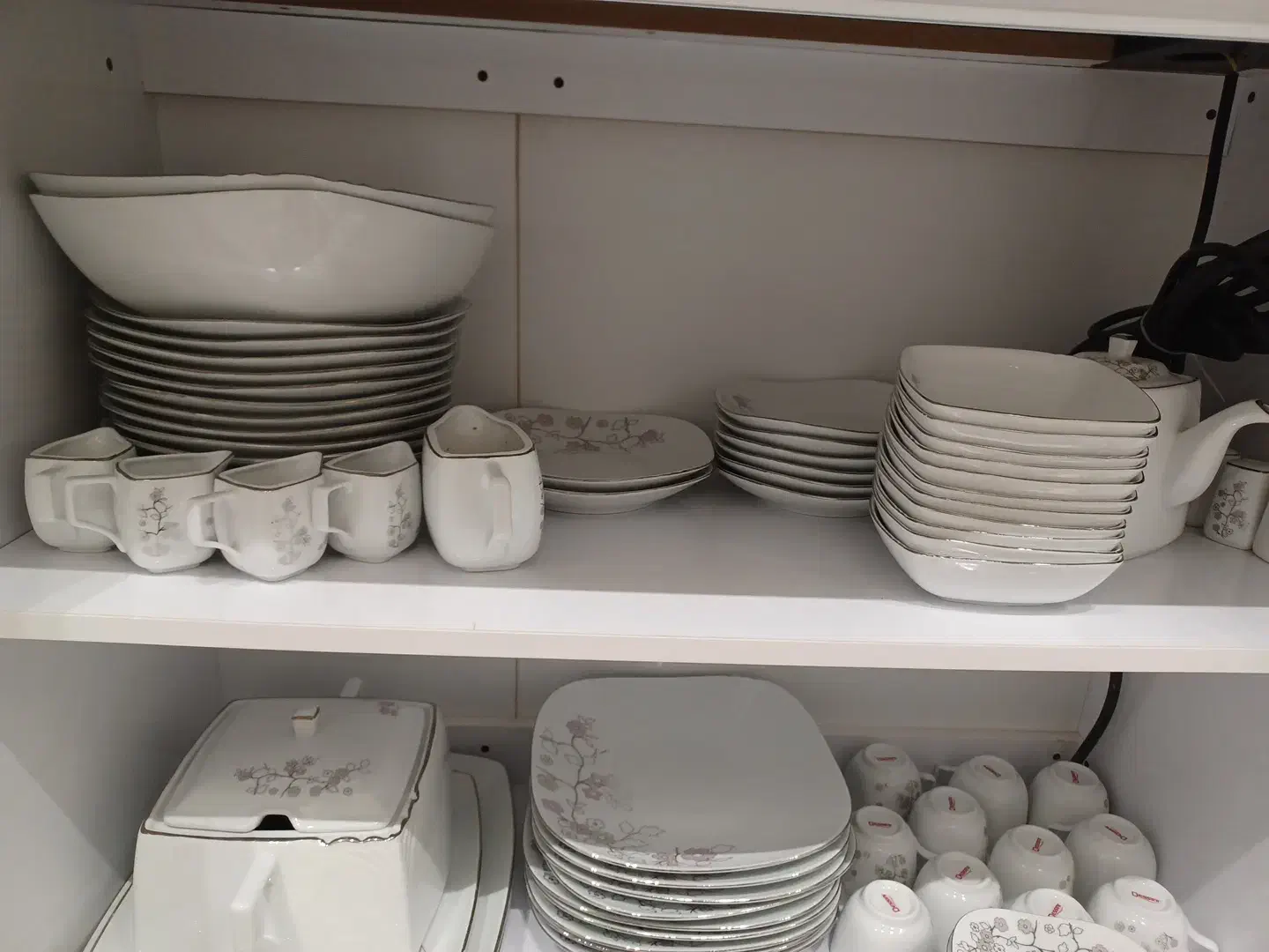 سرویس چینی دسینی|ظروف سرو و پذیرایی|تهران, جیحون|دیوار