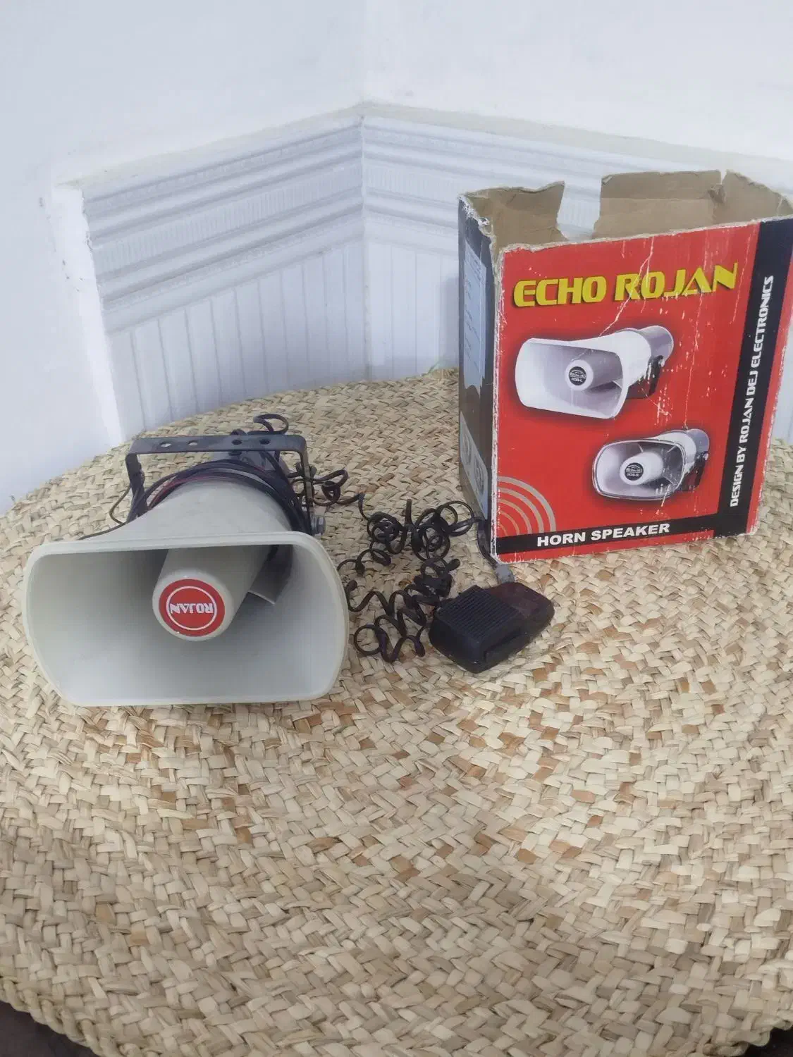 بلند گوی کاسبی|صوتی و تصویری|قزوین, |دیوار