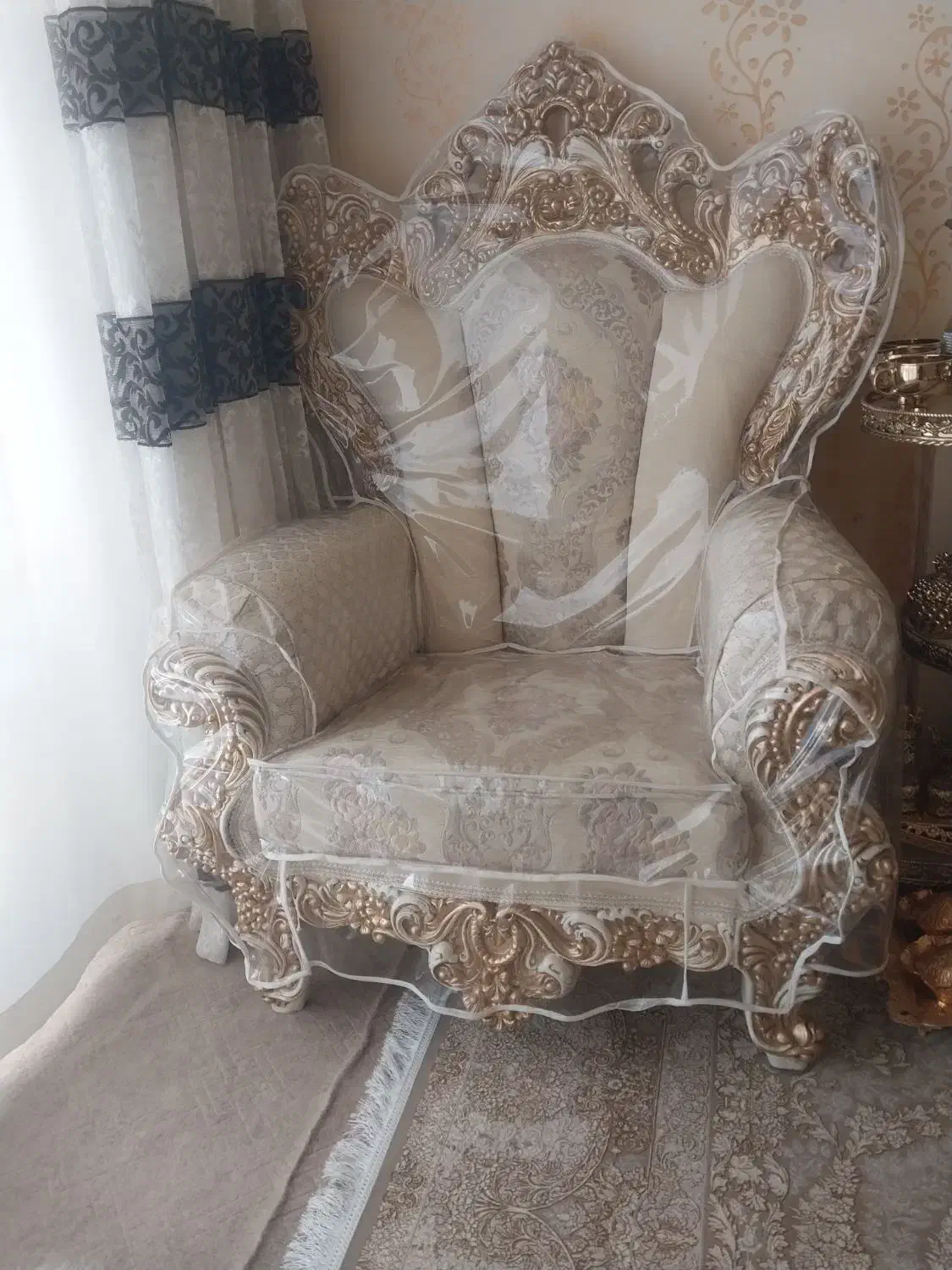 مبل سلطنطی ریزنگ|مبلمان خانگی و میز عسلی|دهج, |دیوار