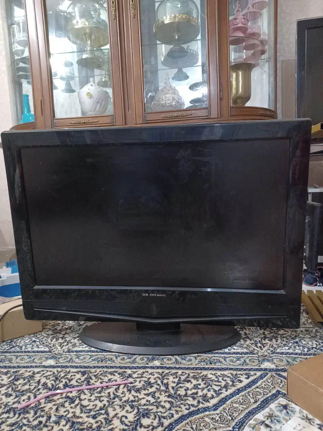 تلویزیون 32اینچ|تلویزیون و پروژکتور|تهران, شهرک نفت|دیوار