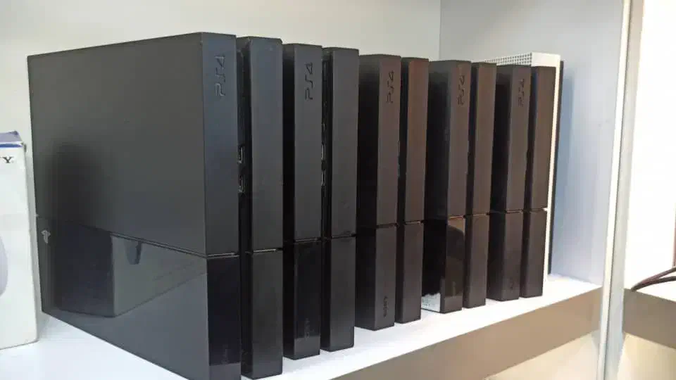 فروش انواع پی اس فور PS4|کنسول، بازی ویدئویی و آنلاین|اصفهان, شاهزید|دیوار