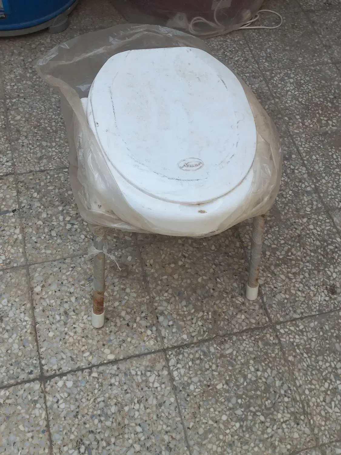 دستشویی فرنگی|لوازم سرویس بهداشتی|کرمان, |دیوار