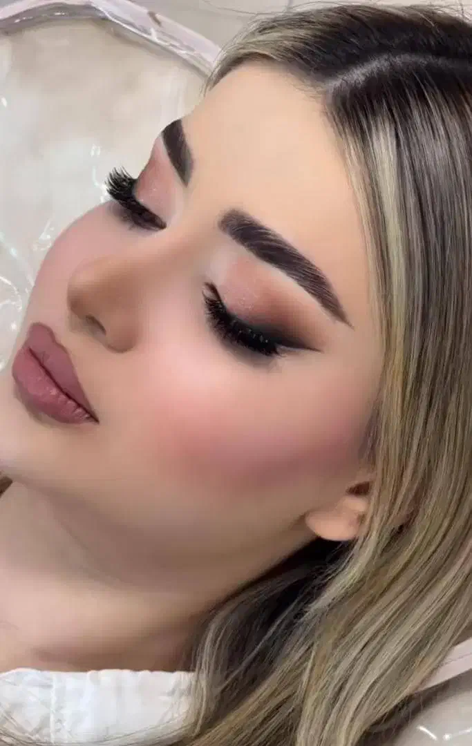 میکاپ شنیون رنگ لایت فیشیال کراتین اپلاسیون اموزش|خدمات آرایشگری و زیبایی|جهرم, |دیوار