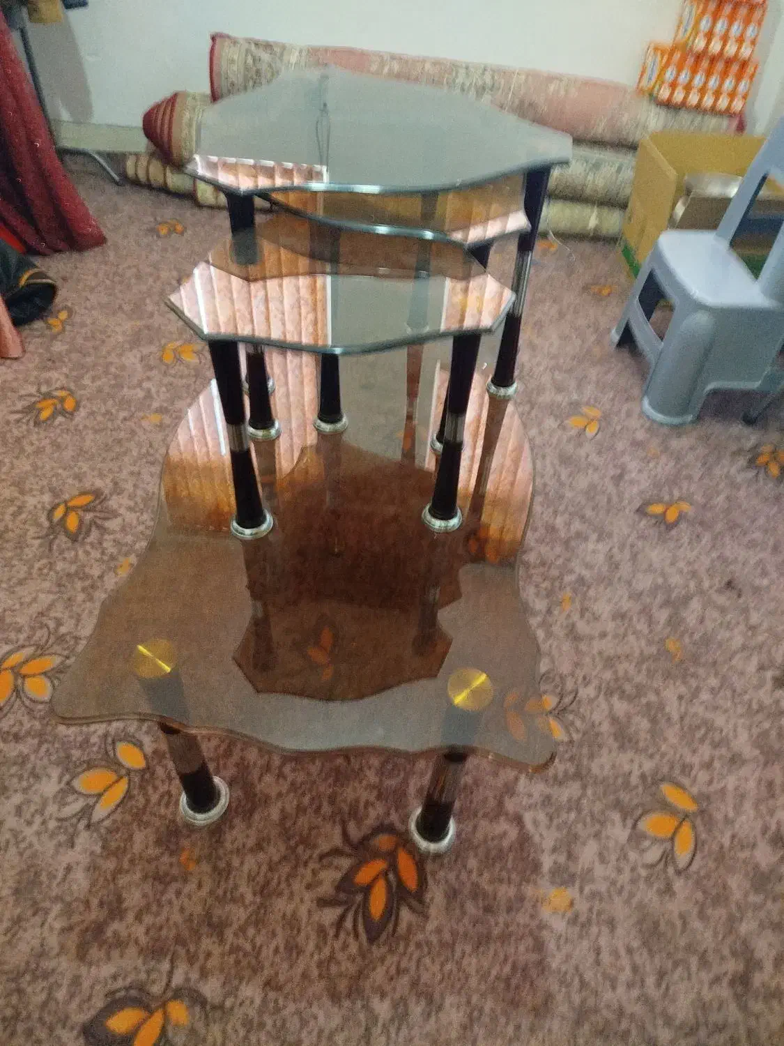 گل میز شیشه ای 4عدد|مبلمان خانگی و میز عسلی|مرودشت, قانون|دیوار