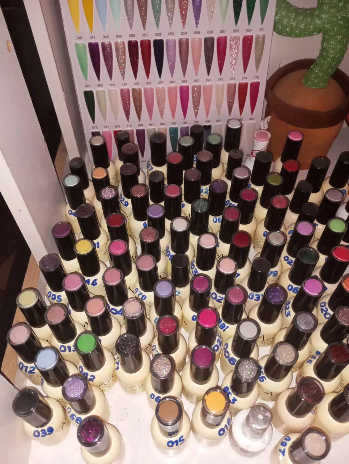 وسایل کامل کاشت ناخن پودر و ژل|آرایشی، بهداشتی، درمانی|کرمانشاه, |دیوار