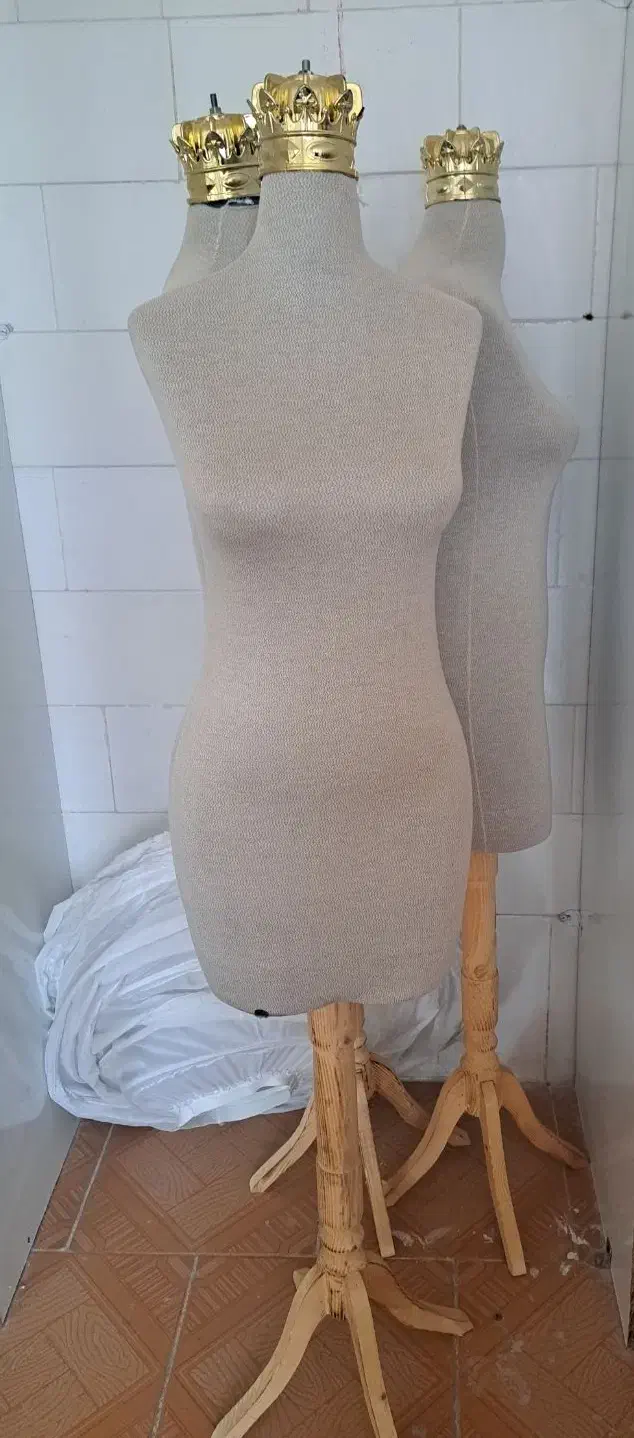 مانکن|فروشگاه و مغازه|هفتگل, |دیوار