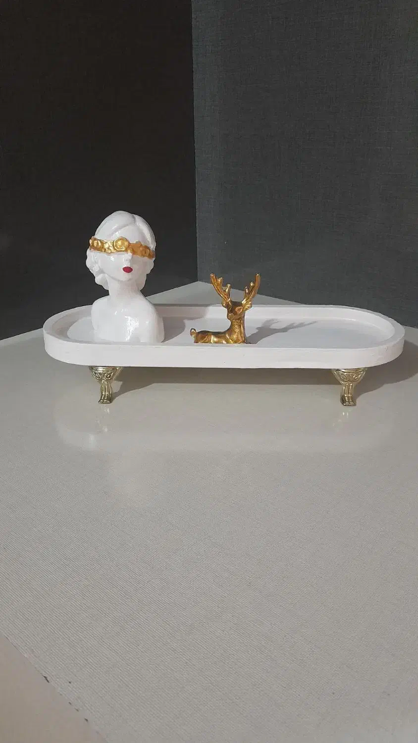 مجسمه تزیینی‌|مجسمه، تندیس، ماکت|گلبهار, شهر جدید گلبهار|دیوار