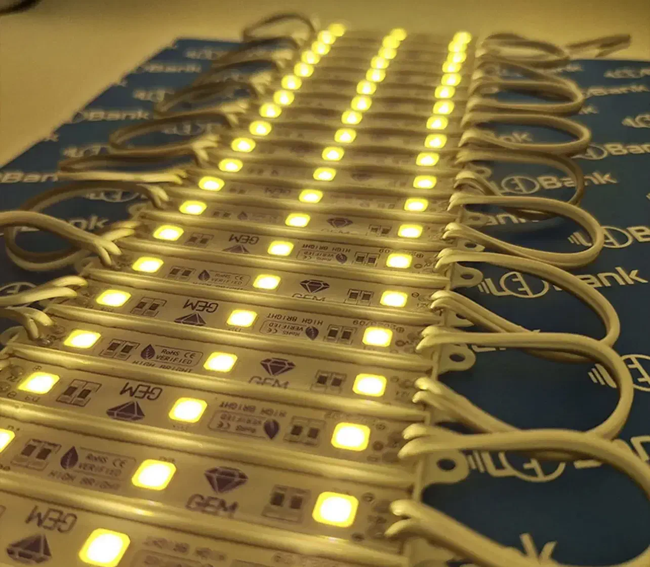 چراغ بلوکی۴ مقاومته/لنزدار/سی او بی|لامپ و چراغ|اهواز, طالقانی|دیوار