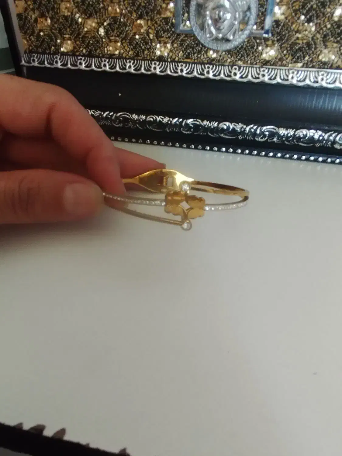 دستبند دو پروانه نگین دار|بدلیجات|اسلامشهر, شهرک قائمیه|دیوار