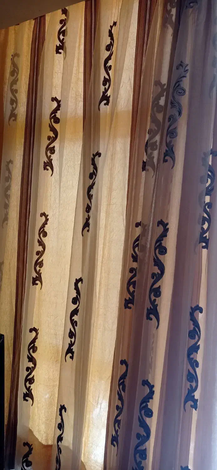 پرده حریر|پرده، رانر، رومیزی|اصفهان, ملاصدرا|دیوار