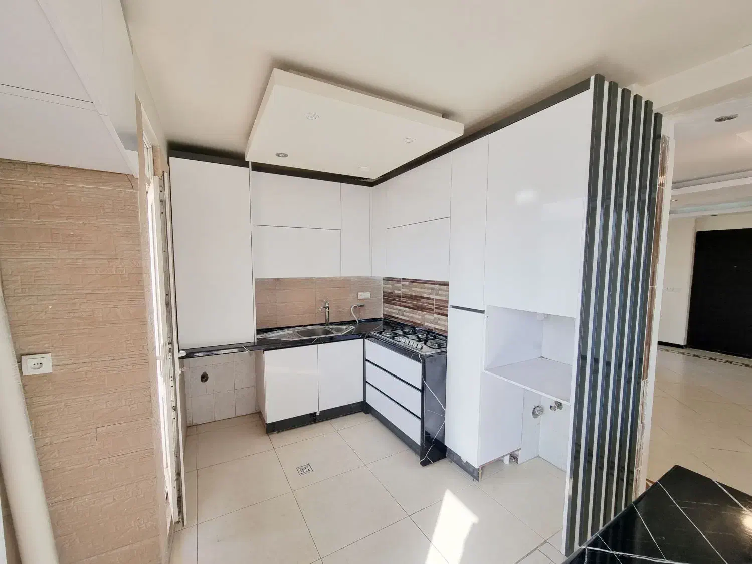 هفت تیر بهارشمالی ۸۵ متر دو خواب با امکانات