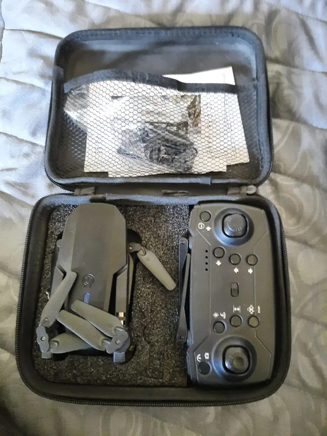 کوادکوپتر e88pro بدون کار کرد|دوربین عکاسی و فیلمبرداری|ارومیه, |دیوار