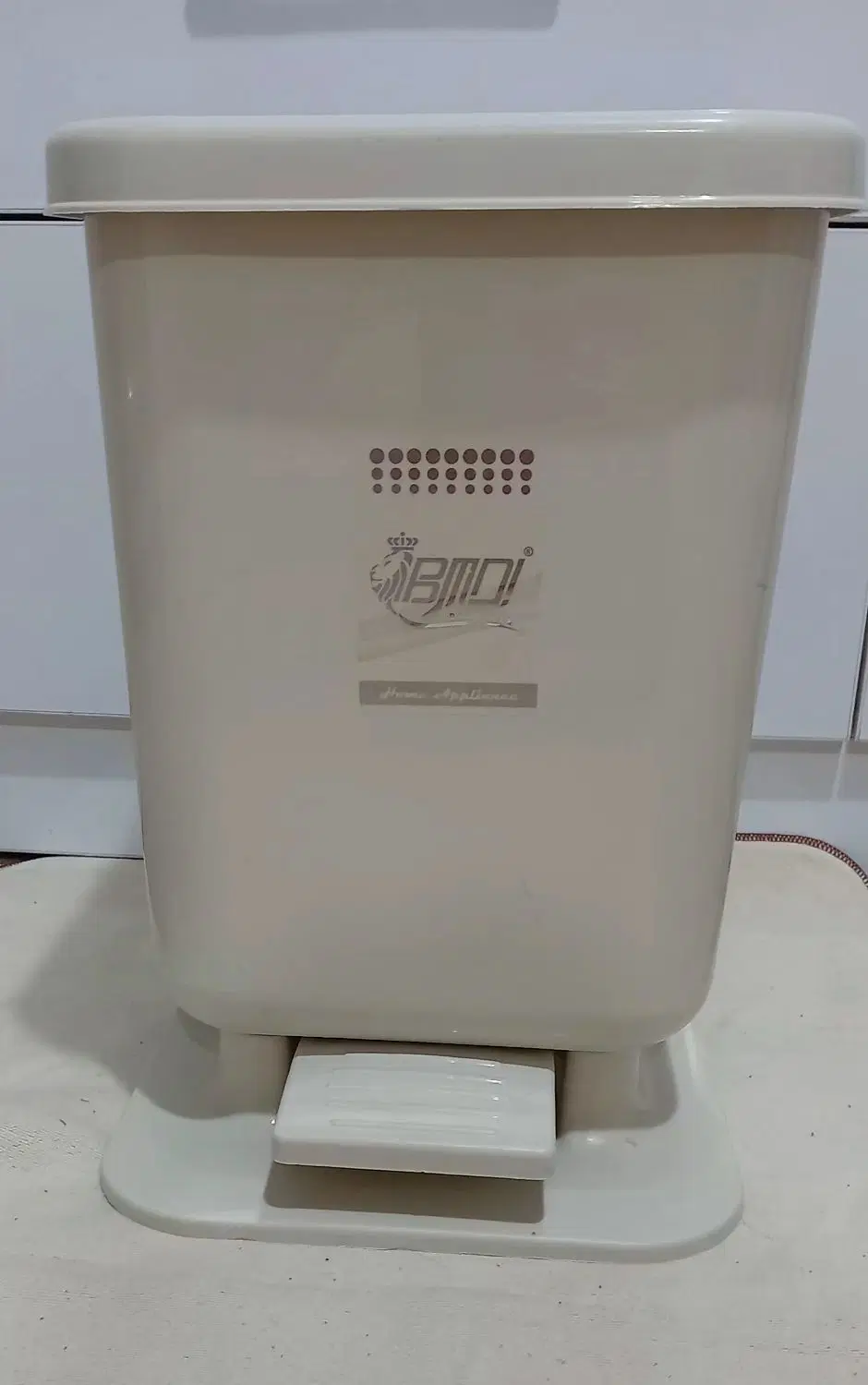سطل|آب‌چکان و نظم‌دهنده ظروف|ایلام, |دیوار