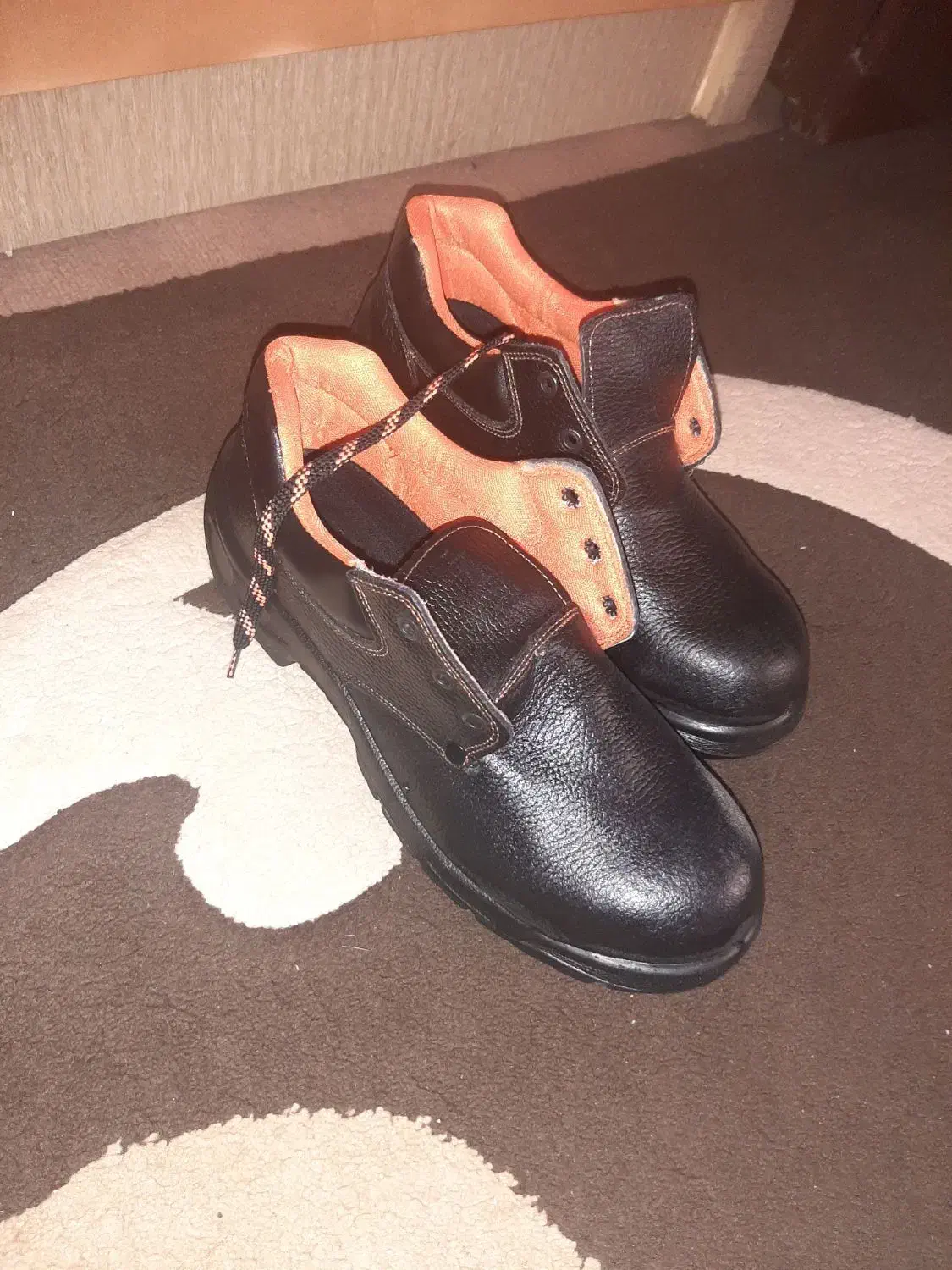 لوازم کار|لباس|بندر انزلی, معلم|دیوار