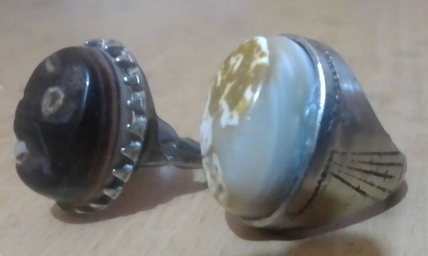 انگشتر|کلکسیون اشیاء عتیقه|ایذه, |دیوار