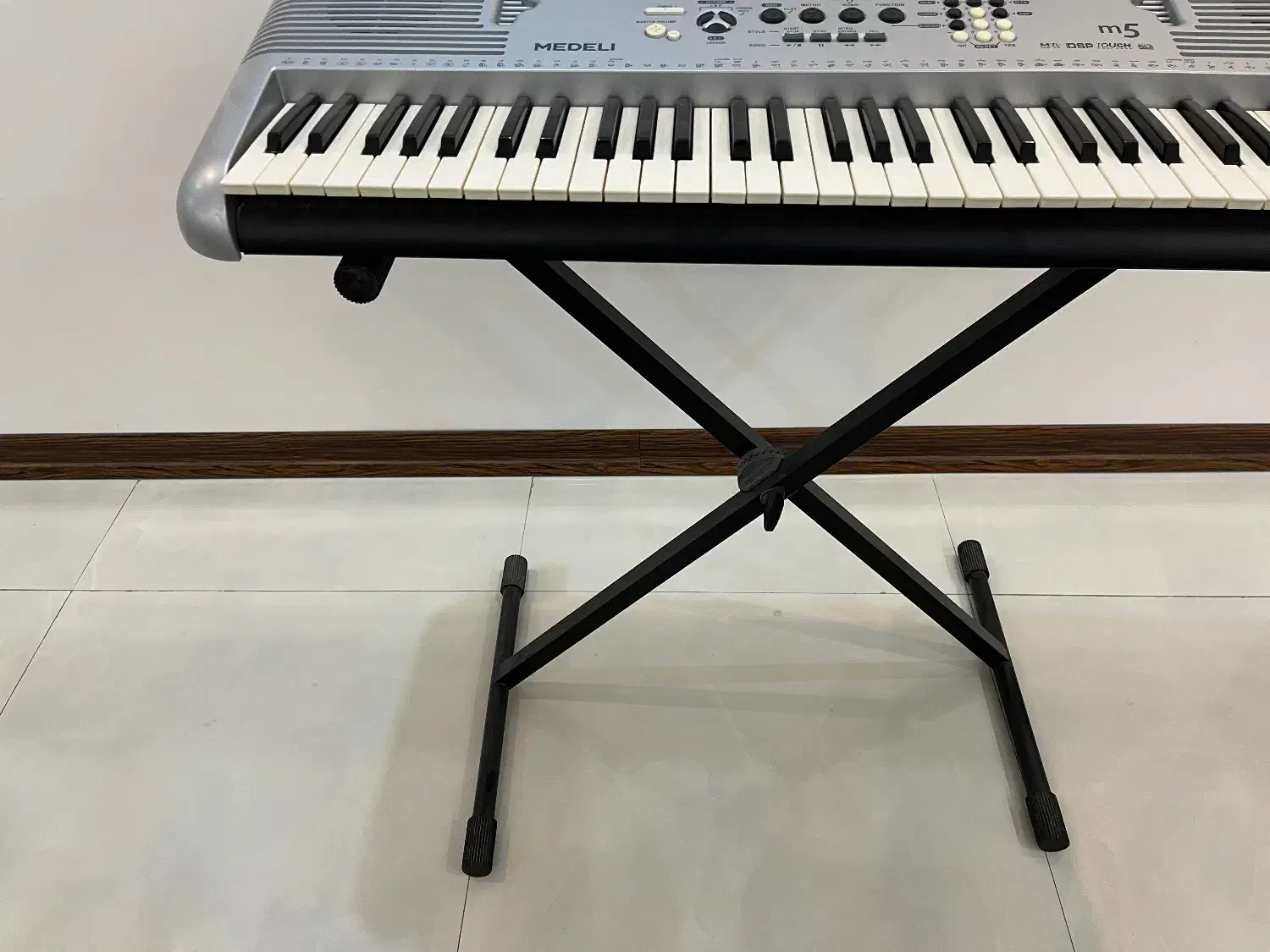 ارگ|پیانو، کیبورد، آکاردئون|ساوه, |دیوار