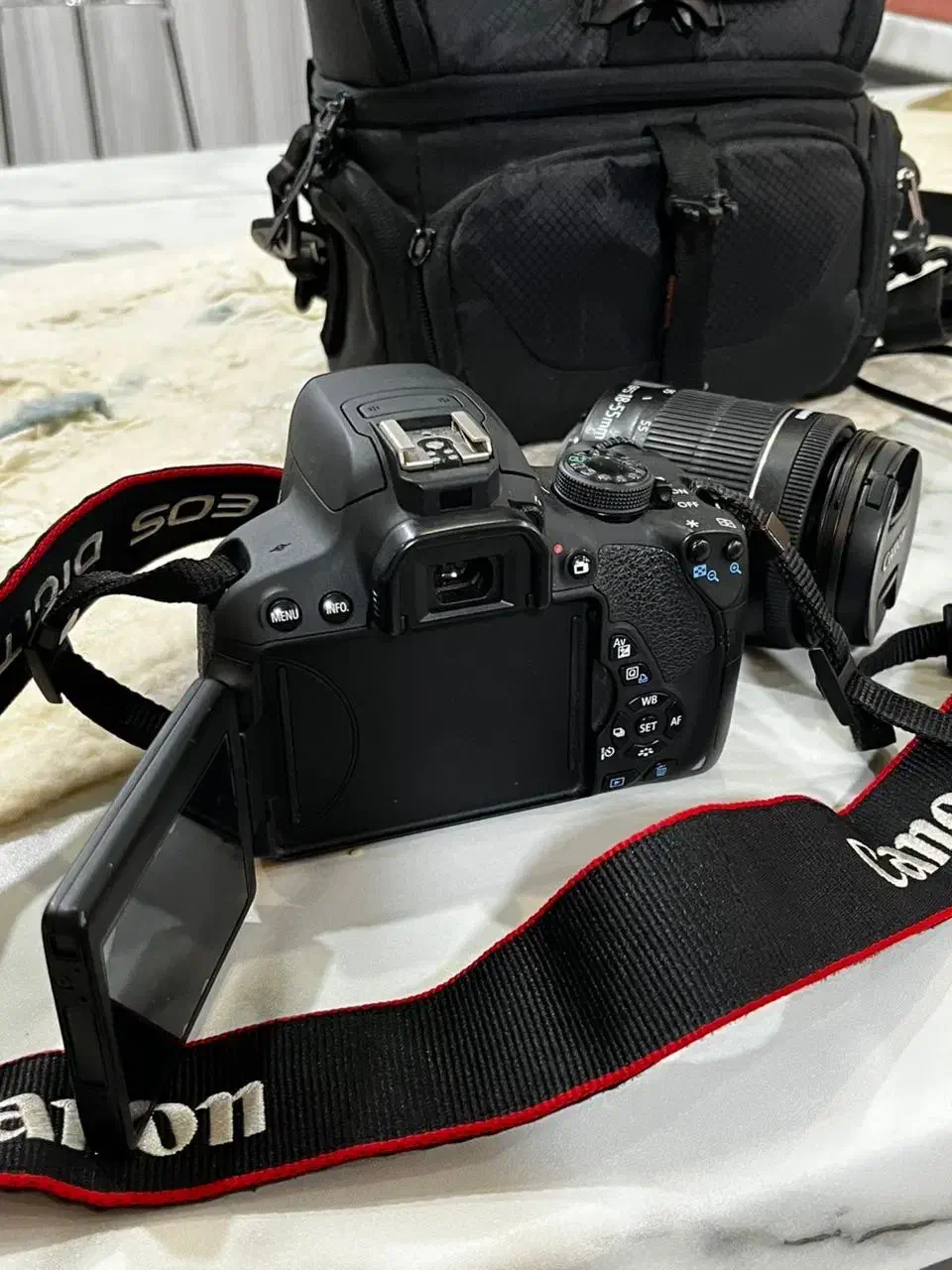 دوربین کنون 700D|دوربین عکاسی و فیلم‌برداری|رودهن, |دیوار