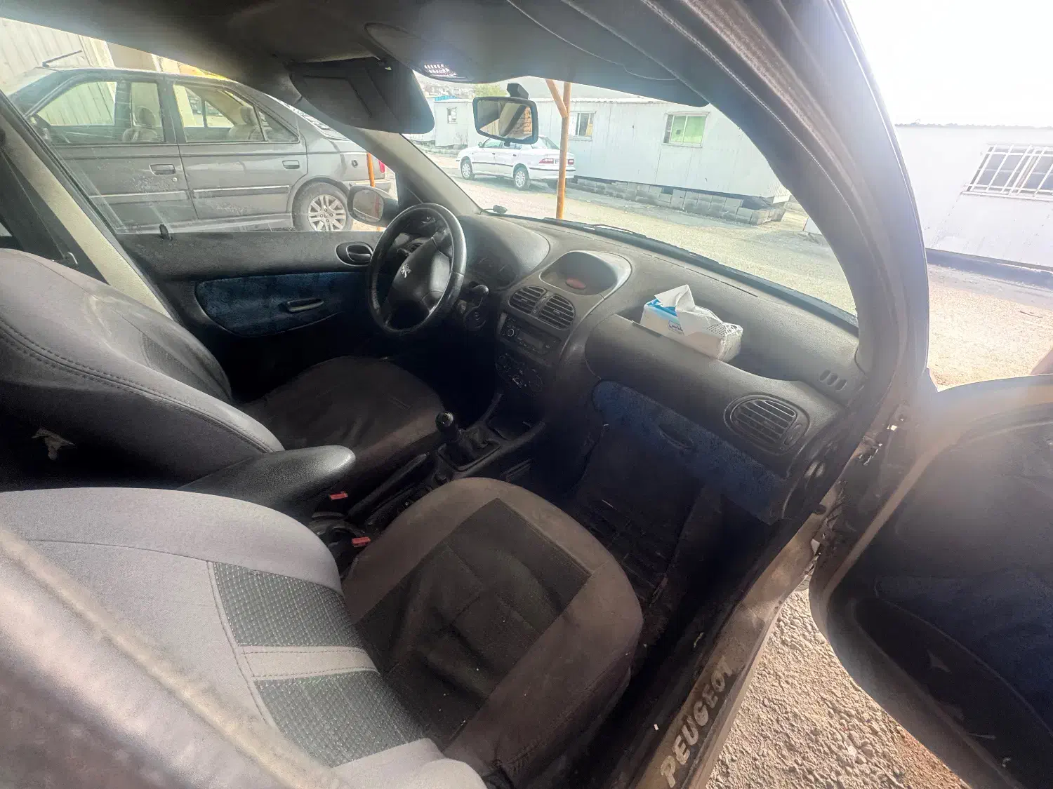 پژو ۲۰۶ تیپ ۲ مدل ۸۲|خودرو سواری و وانت|کرج, دانشگاه هنر تهران (پردیس کرج)|دیوار