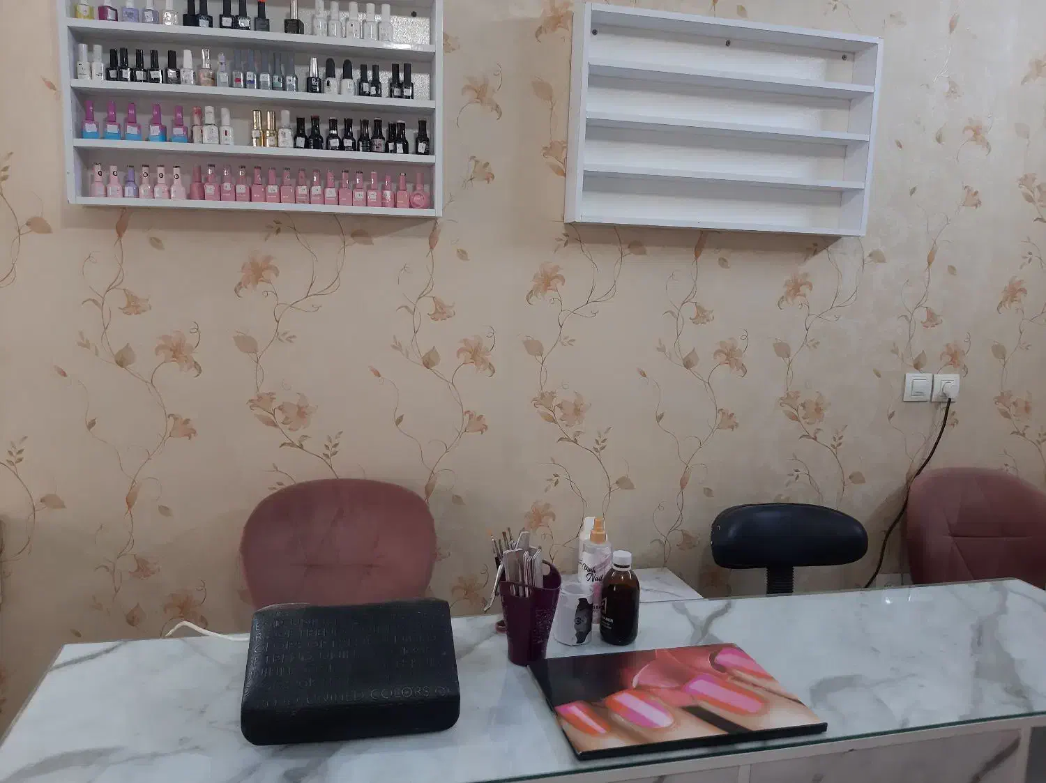 سالن زیبایی رزسفید|استخدام درمانی، زیبایی، بهداشتی|تهران, ابوذر|دیوار
