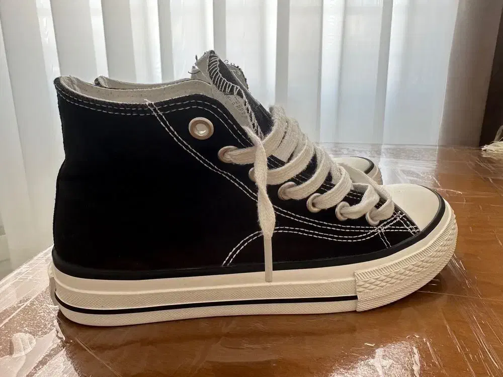 کتونی دخترانه آل استار جنس چینی بابهترین کیفیت|کیف، کفش، کمربند|اراک, |دیوار