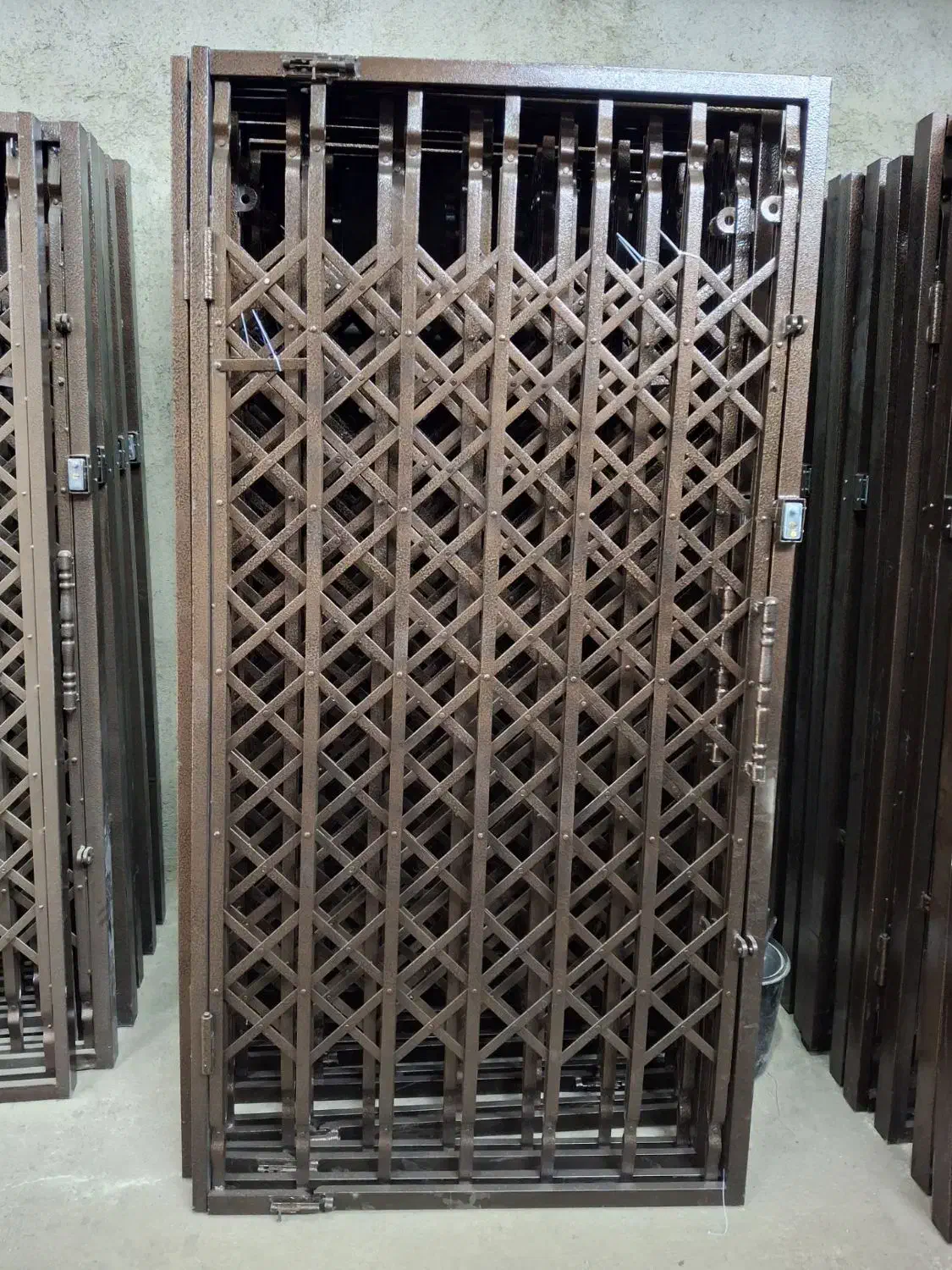 حفاظ درب آکاردئونی|مصالح و تجهیزات ساختمان|قرچک, مهدیه|دیوار